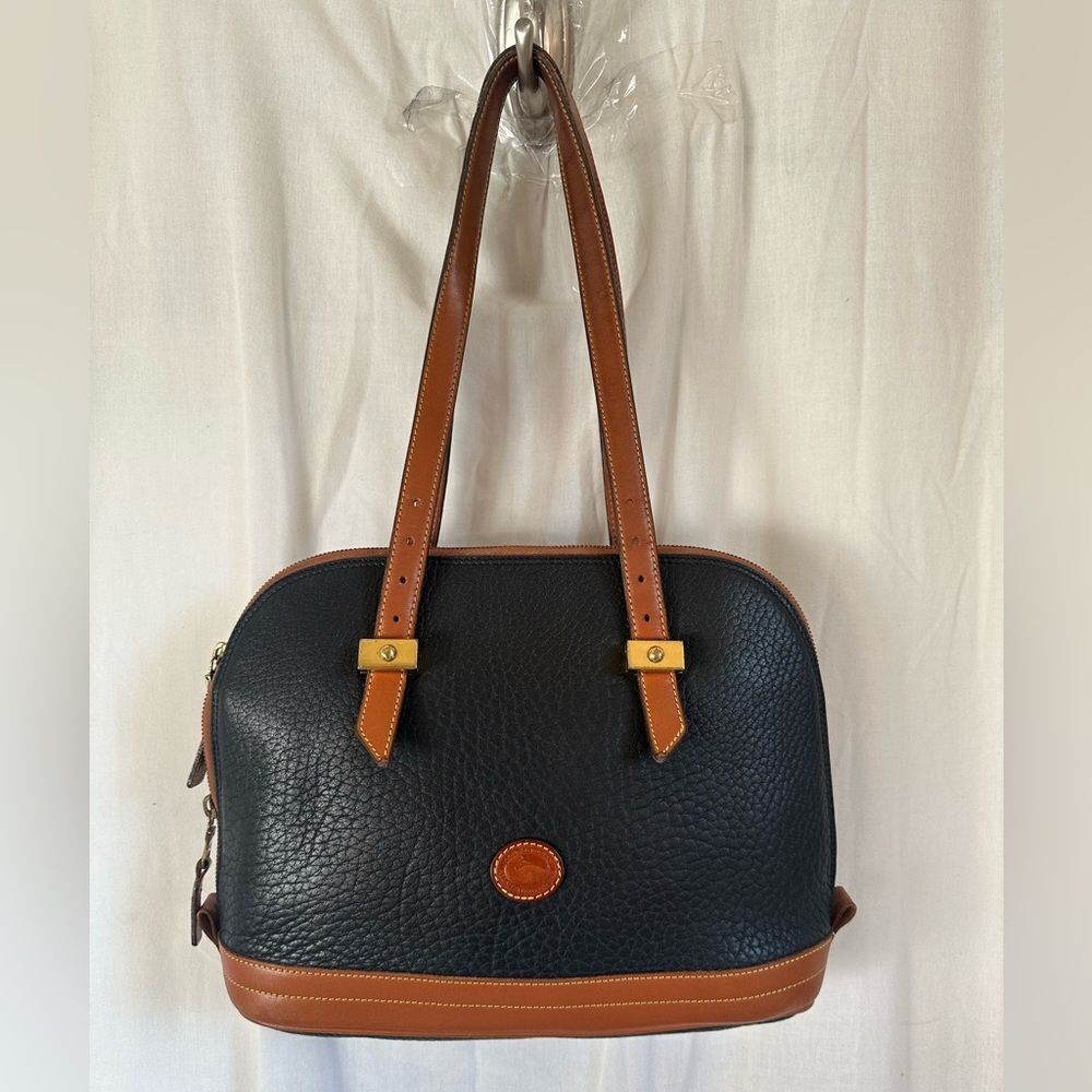 Dooney & Bourke Vintage Shoulder Bag All Weather Pebbeled Leather Dome Top Black - Picture 3 of 12